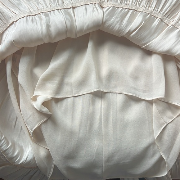 Cinq a Sept stunning Christie Top chic ivory tiered w bows 3/4 arm - Picture 9 of 11